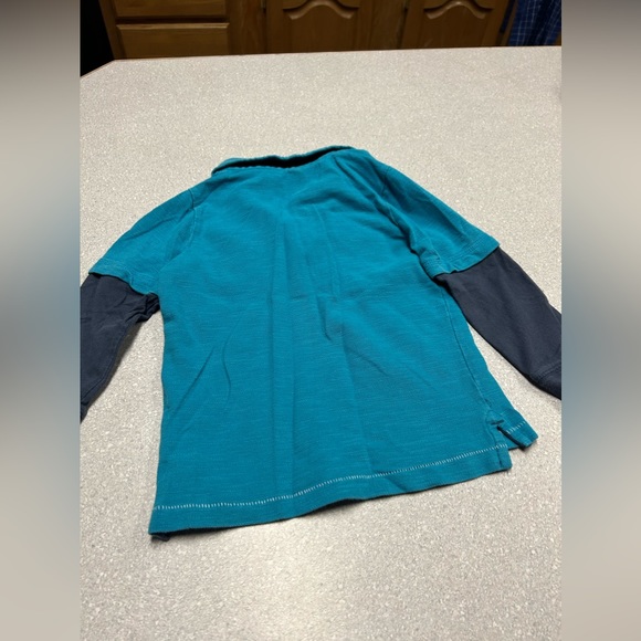 Old navy 4T long sleeve top - Picture 4 of 5